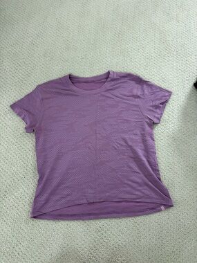 lululemon athletica Lavender Short Sleeve Performance Tee